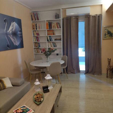 Swan Paradise Glyfada Apartment เอเธนส์ ภายนอก รูปภาพ