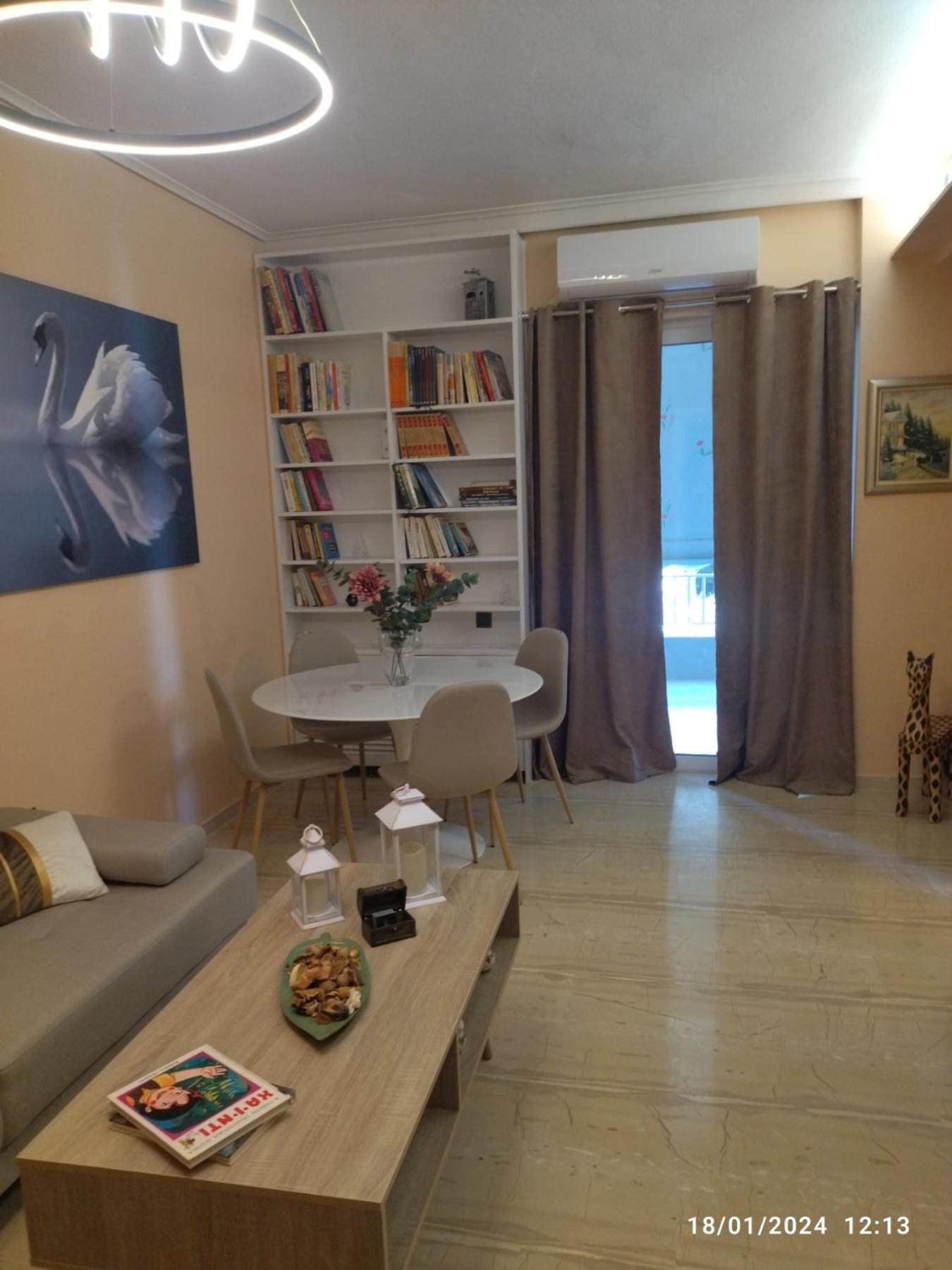 Swan Paradise Glyfada Apartment เอเธนส์ ภายนอก รูปภาพ